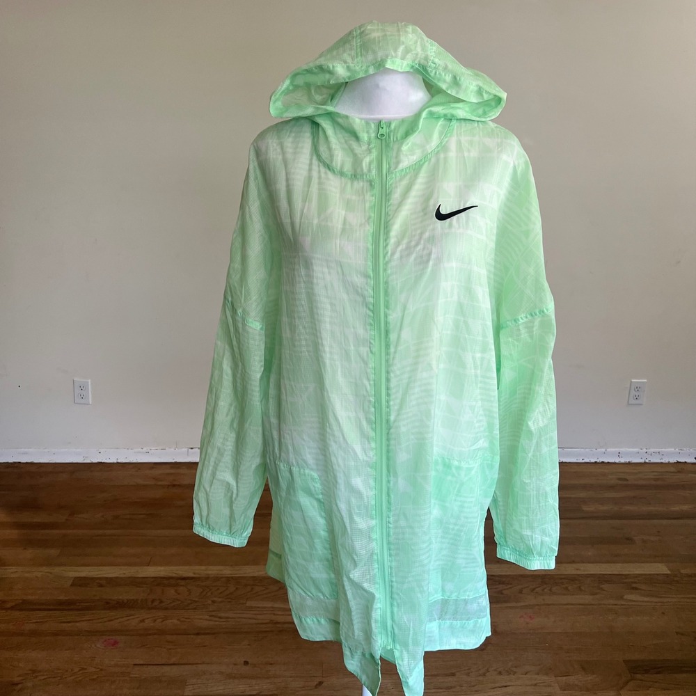 Nike Sportswear Women Mint Green Hooded Windbreaker Jacket CJ2273-367 Small